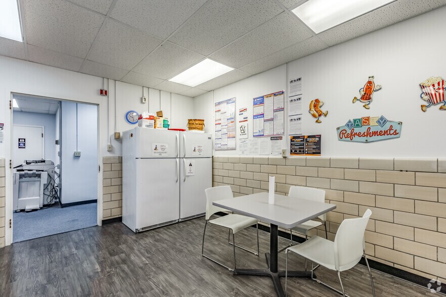 More Photos Of 5000 Letterkenny Rd, Chambersburg Office For Lease