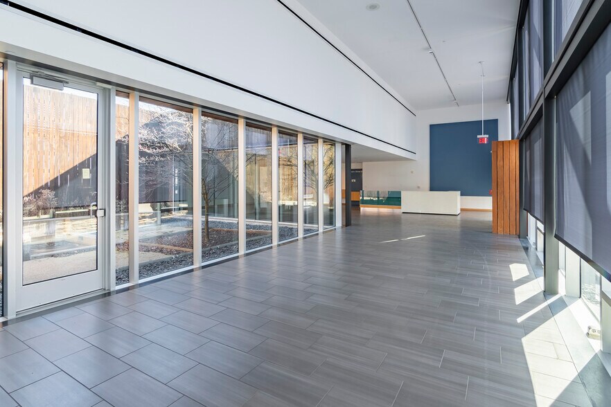 More Photos Of 20 Missouri Research Park Dr, Saint Charles Office For Sale