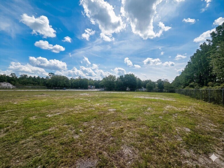 More Photos Of Industrial Park Rd, Green Cove Springs Land For Lease