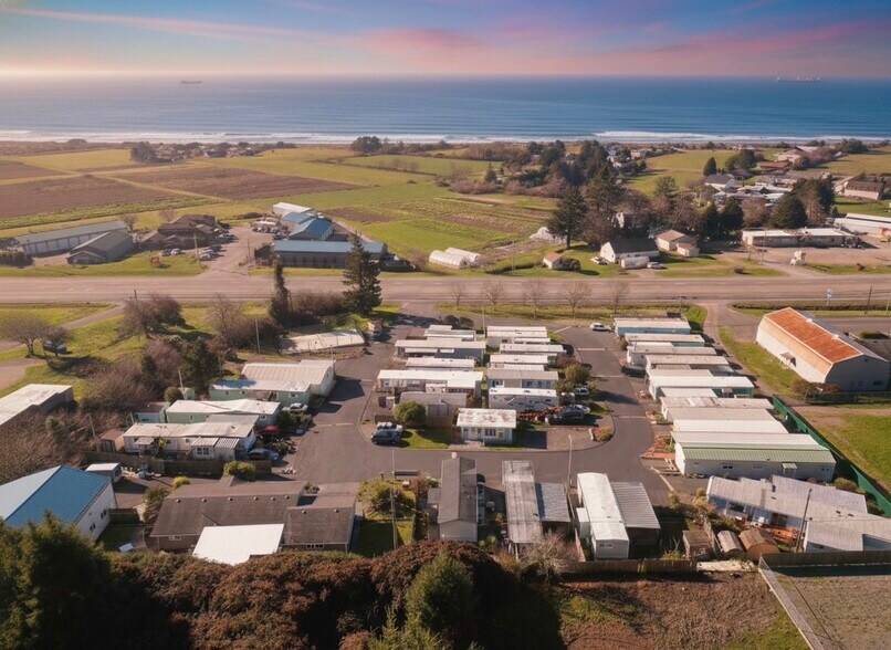More Photos Of 15765 Oregon Coast hwy, Brookings Multifamily For Sale