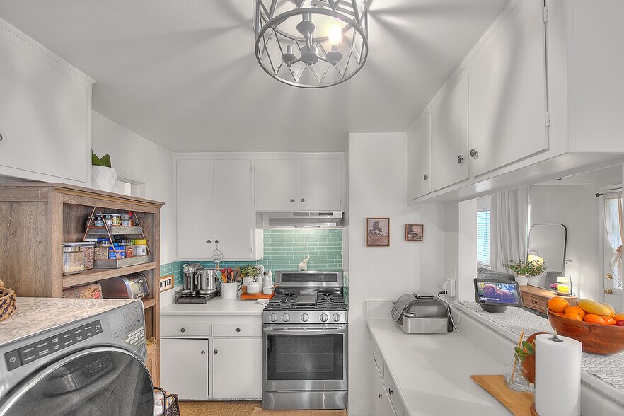 More Photos Of 275-299 Monte Vista St, La Habra Apartments For Sale