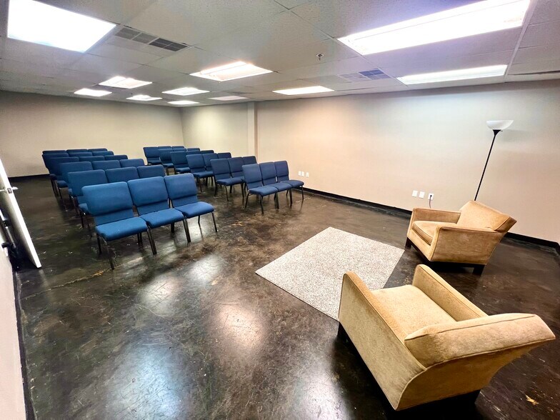 More Photos Of 8625 Us Highway 51 N, Southaven Office For Sale