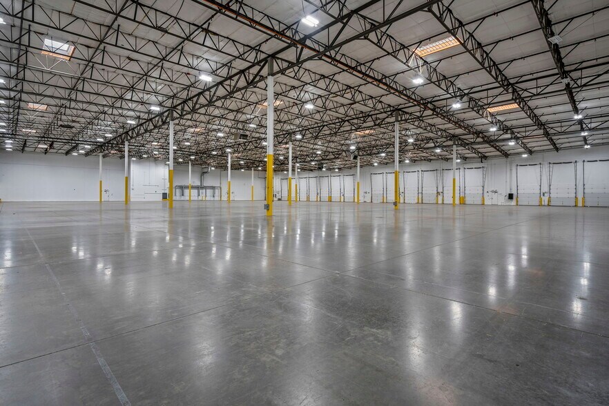 More Photos Of 12815-12845 Old Virginia St, Reno Distribution For Lease