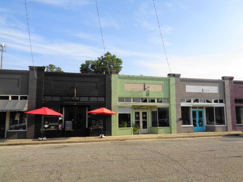 More Photos Of 111 W Ridgeley St, Atmore Storefront For Sale