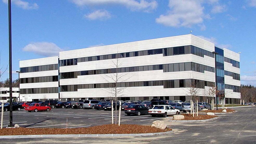 More Photos Of 174 Middlesex Tpke, Bedford Office For Lease