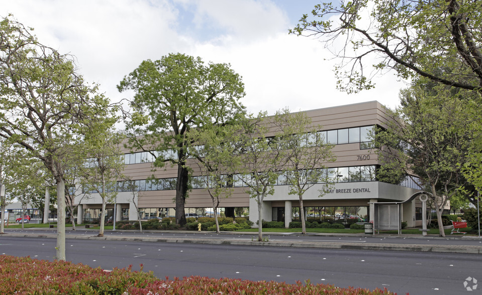 Primary Photo Of 7600 Dublin Blvd, Dublin Office For Lease