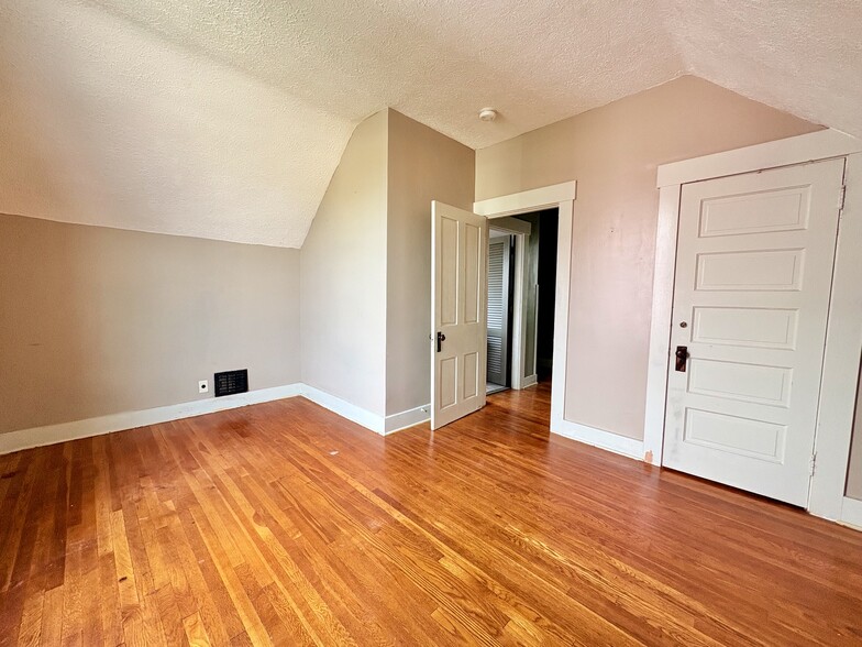 More Photos Of 9 E Canal St, Troy General Retail For Sale