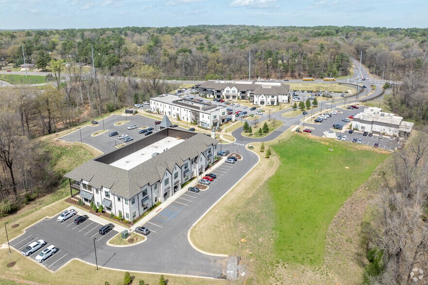 More Photos Of 1460 Northbank Pky, Tuscaloosa Office For Lease
