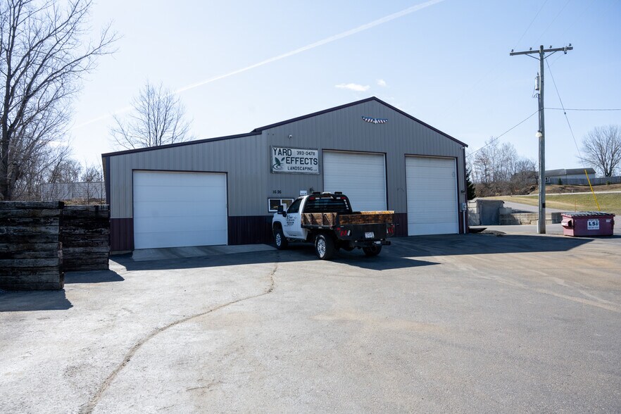 More Photos Of 1626 Academy St, Elroy Warehouse For Sale