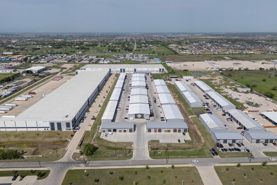 Primary Photo Of 13053 Harmon Rd, Fort Worth Warehouse For Lease