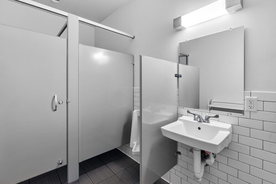 More Photos Of 1616 Stout St, Denver Loft Creative Space For Lease