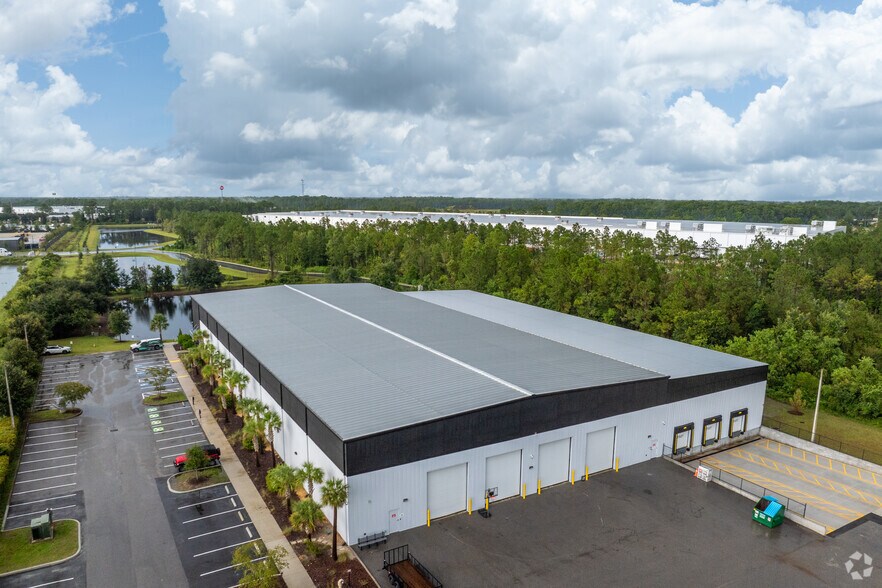 More Photos Of 4010 Deerpark Blvd, Elkton Manufacturing For Sale