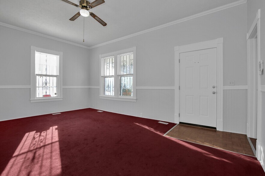 More Photos Of 115 S Cool Spring St, Fayetteville Office For Lease