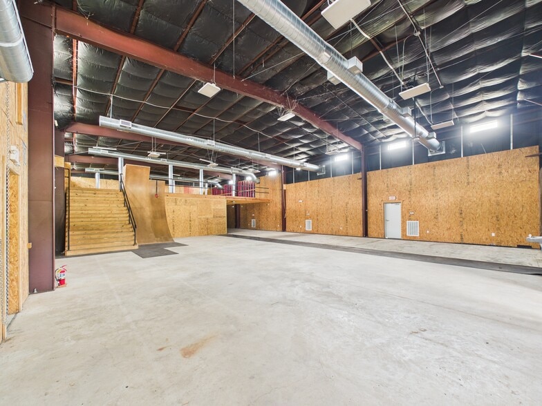 More Photos Of 431 S 17th St, West Columbia Warehouse For Sale