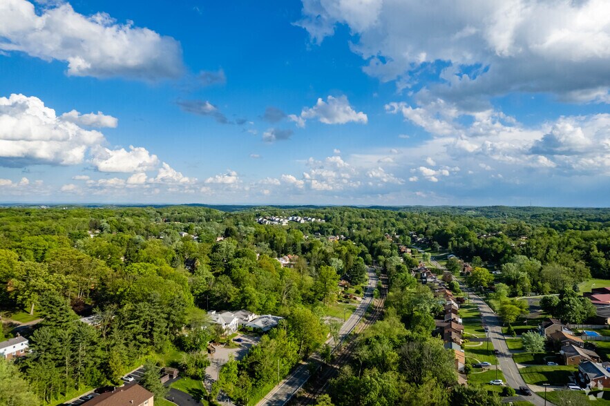 More Photos Of 5347 Brightwood Rd, Bethel Park Continuing Care Retirement Community For Sale