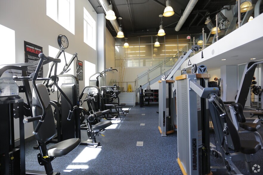 More Photos Of 1400 Irving St NW, Washington Apartments For Lease