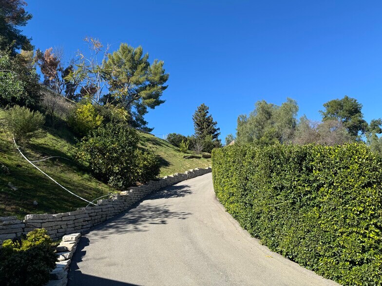 More Photos Of 3 Ambar Dr, Woodland Hills Land For Sale