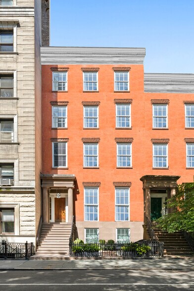 Primary Photo Of 26 Washington Sq N, New York Apartments For Sale