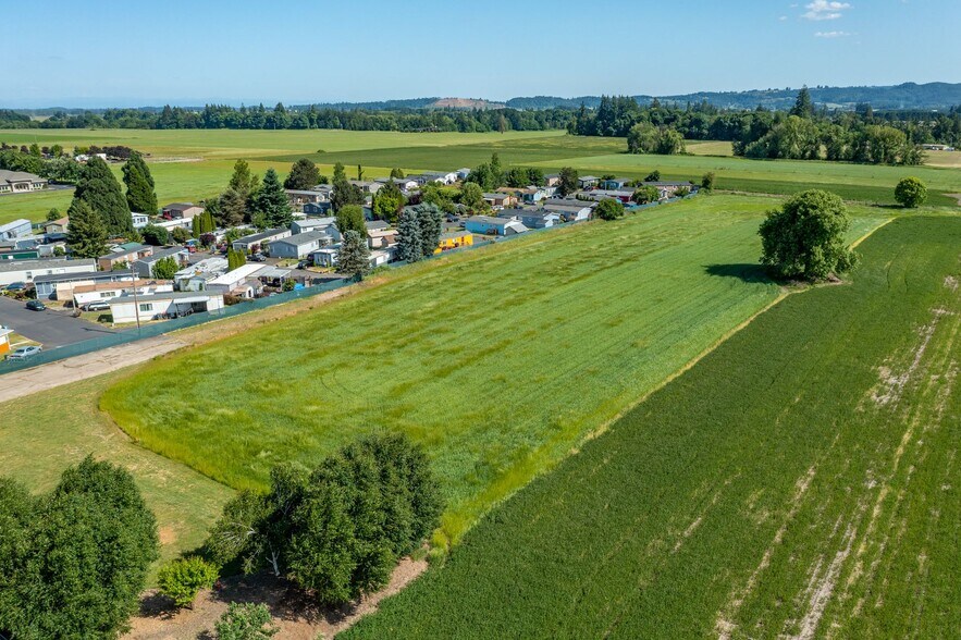 More Photos Of 2300 SE Stratus Ave, Mcminnville Land For Sale
