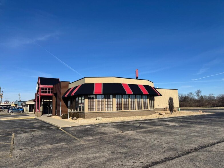 More Photos Of 1181 Stone Dr, Harrison Restaurant For Sale