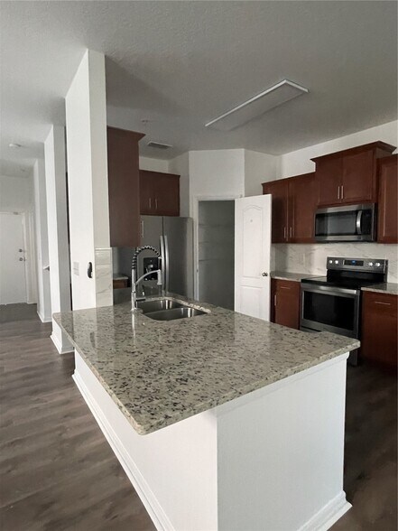 More Photos Of 3408 - 3739 Seneca Club Loop, Orlando Specialty For Sale