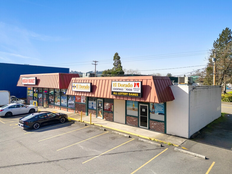 More Photos Of 1225-1235 NE Hogan Dr, Gresham Unknown For Lease