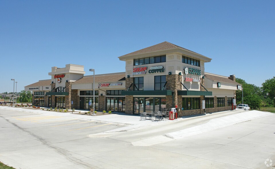 Primary Photo Of 5900 S 85th St, Lincoln Freestanding For Lease