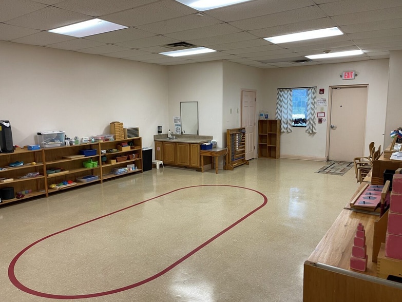 More Photos Of 1101 & 1105 Balsam Rd, Columbia Schools For Sale