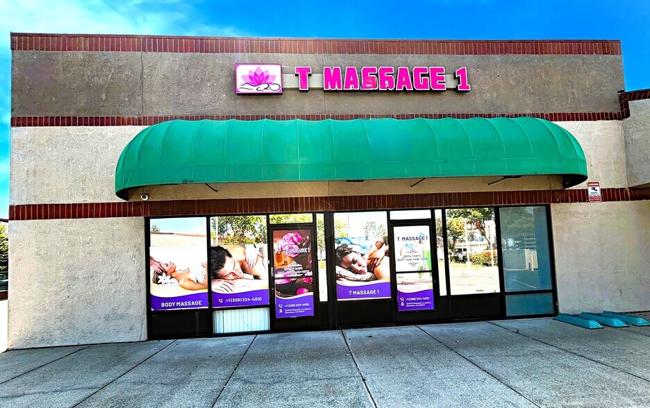 More Photos Of 3410-3436 W Hammer Ln, Stockton Unknown For Lease