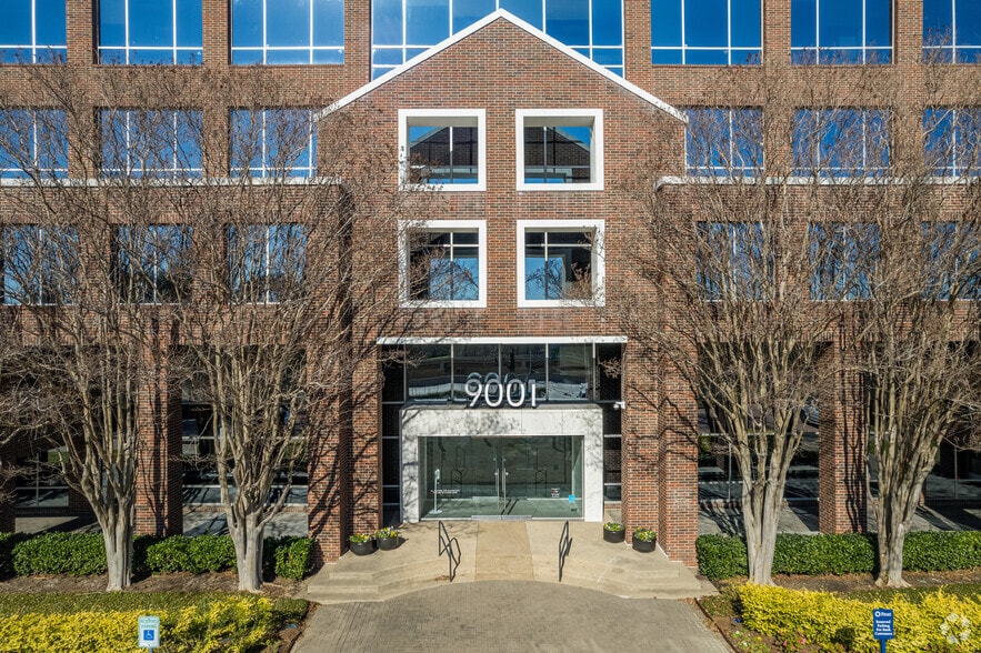 More Photos Of 9001-9003 Airport Fwy, North Richland Hills Office For Lease