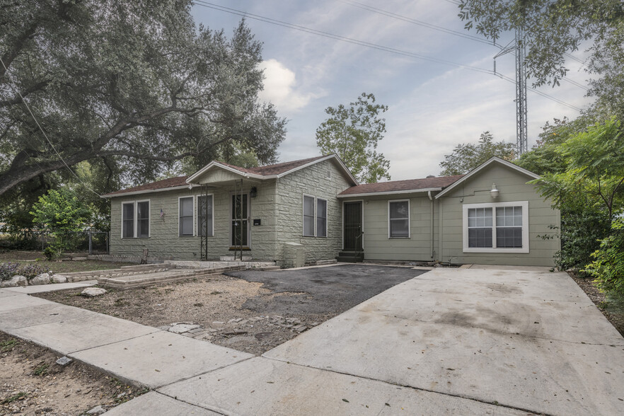 Primary Photo Of 604 W Hollywood Ave, San Antonio Manufactured Housing Mobile Home Park For Sale