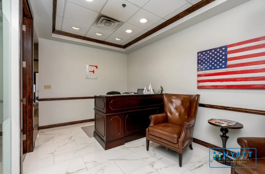 More Photos Of 1906 Towne Centre Blvd, Annapolis Office For Sale