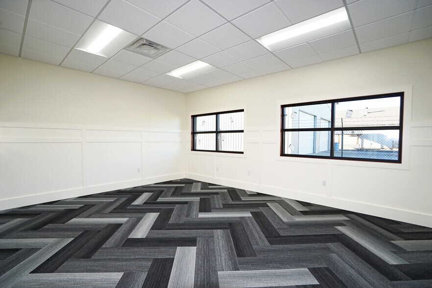 More Photos Of 3601 W Washington Ave, Yakima Office For Lease