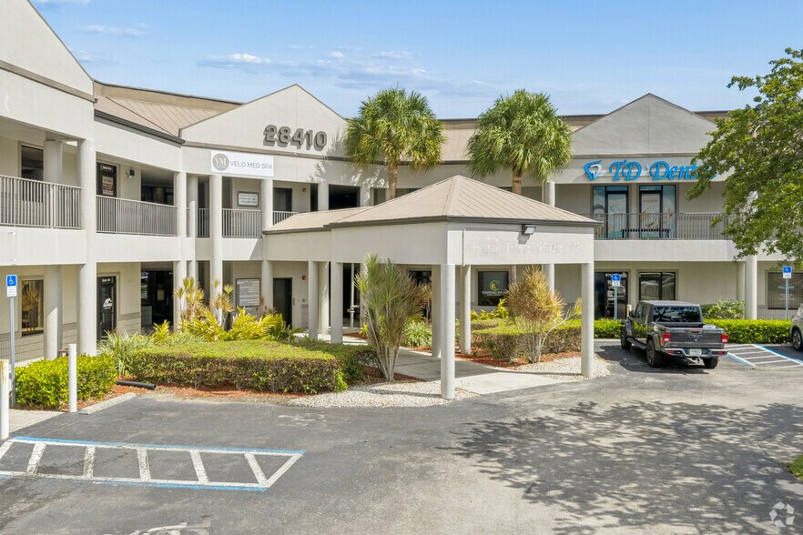 More Photos Of 28410 Bonita Crossing Blvd, Bonita Springs Unknown For Lease