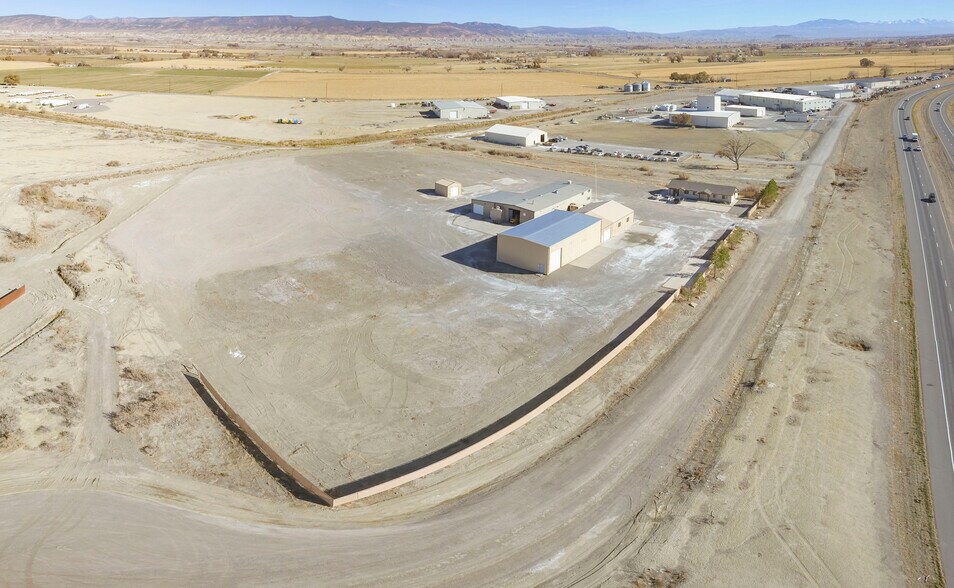 Primary Photo Of 320 Industrial Ave, Olathe Industrial For Sale