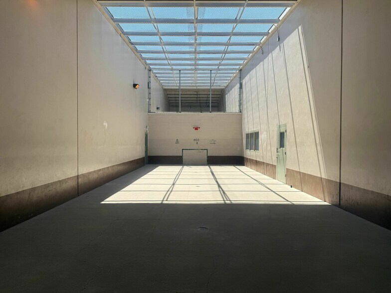 More Photos Of 406 N Avenue D, San Luis Correctional Facility For Sale