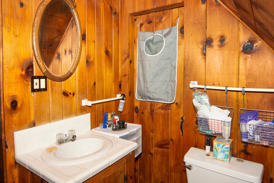 More Photos Of 8789 Seneca Trail South, Ronceverte Office For Sale