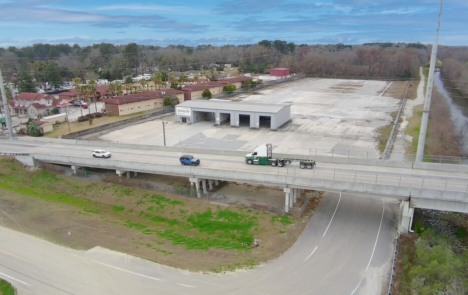 More Photos Of 17 Main St, Savannah Land For Lease