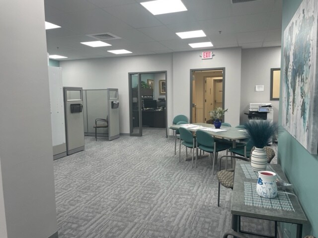 More Photos Of 101 Munson St, Greenfield Medical For Lease