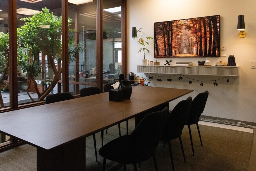 More Photos Of 535 N Highway 101, Solana Beach Office For Lease