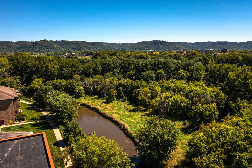 More Photos Of 2 Copeland Ave, La Crosse Office For Sale