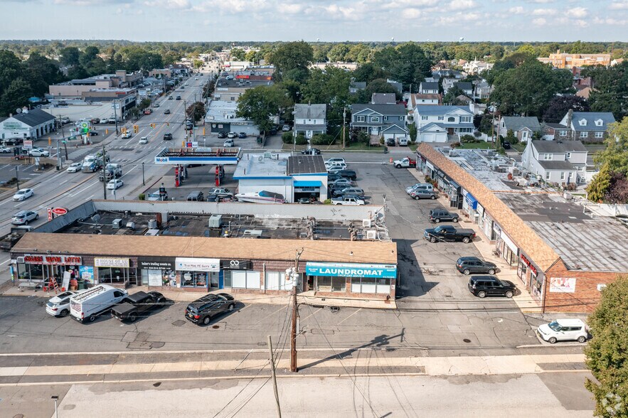 More Photos Of 2803-2815 Merrick Rd, Bellmore Unknown For Lease