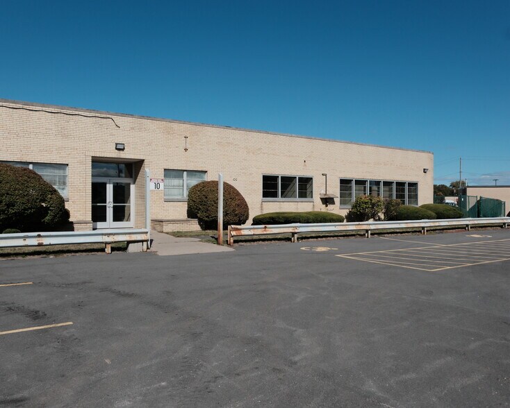 More Photos Of 460 Buffalo Rd, Rochester Warehouse For Lease