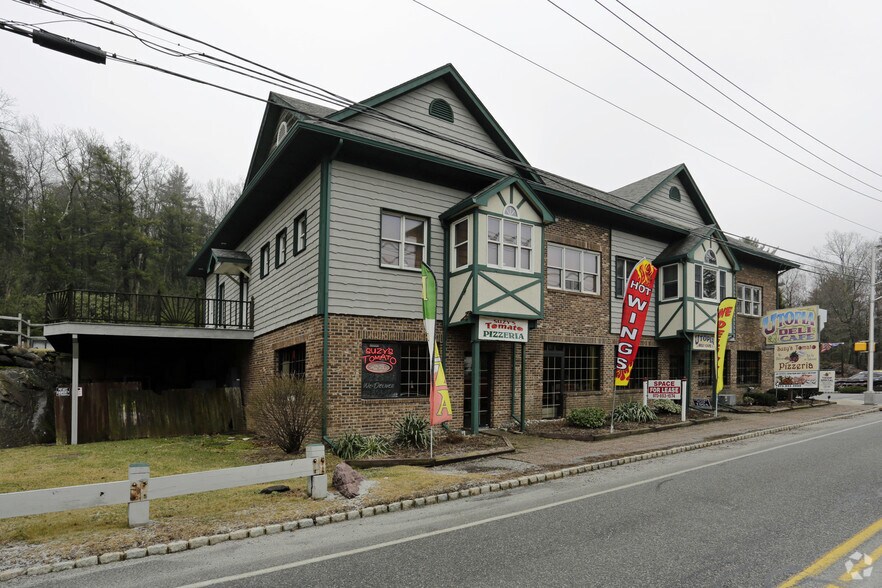 More Photos Of 355 Warwick Tpke, Hewitt Storefront Retail Residential For Sale