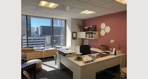 More Photos Of 725 S Figueroa St, Los Angeles Office For Lease