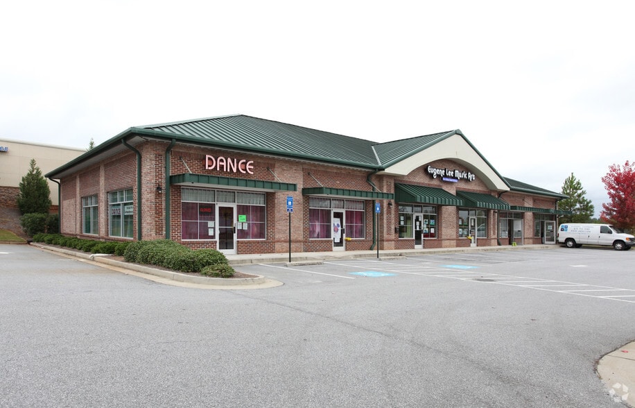 Primary Photo Of 45 Old Peachtree Rd NE, Suwanee General Retail For Lease