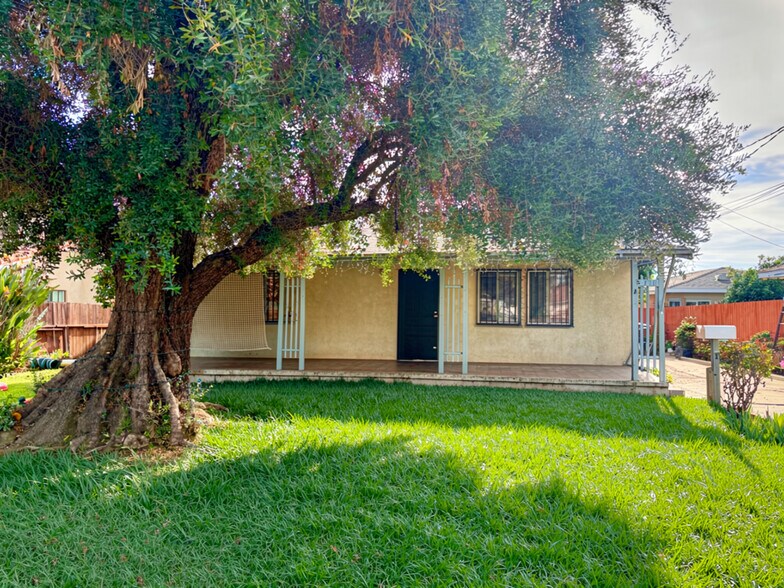 More Photos Of 330 W Bencamp St, San Gabriel Multifamily For Sale