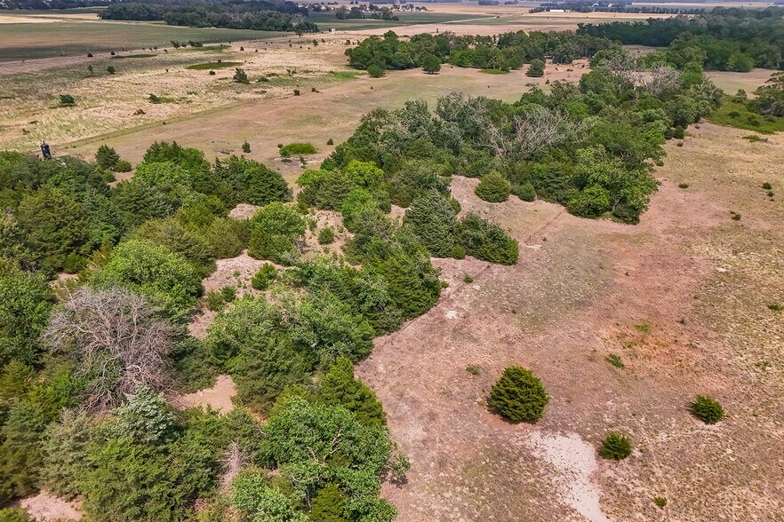 More Photos Of 9111 Long View Road, Burrton Land For Sale
