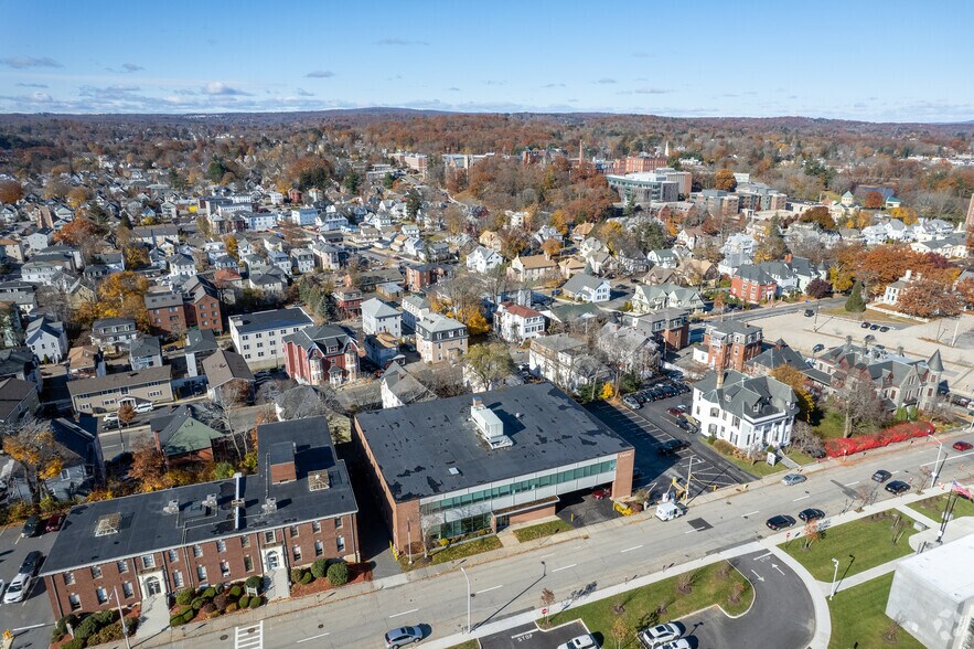 More Photos Of 43 Harvard St, Worcester Office For Lease