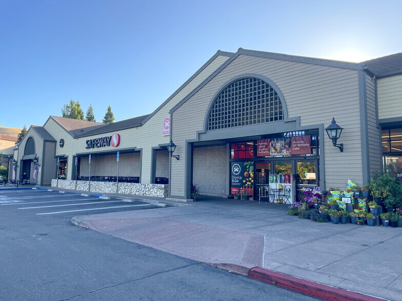 More Photos Of 3402-3498 Camino Tassajara, Danville Unknown For Lease